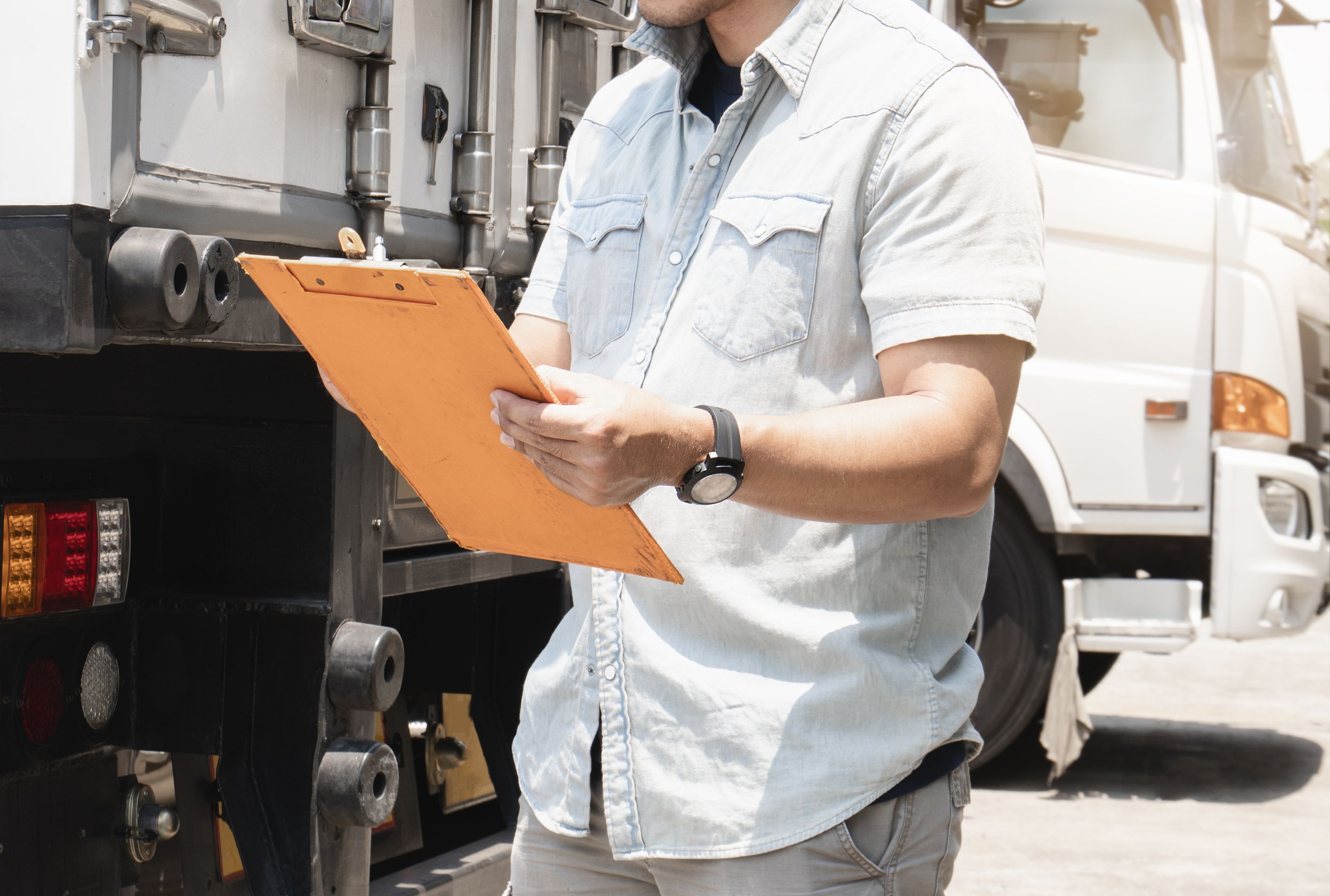 What documents are required for registration of international cargo transportation